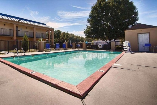 Days Inn Little Rock South image 2